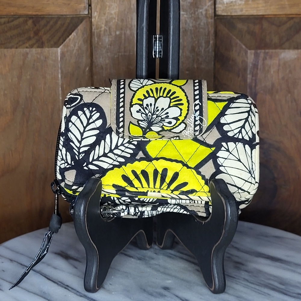 Vera Bradley Citron wallet - Picture 6 of 15
